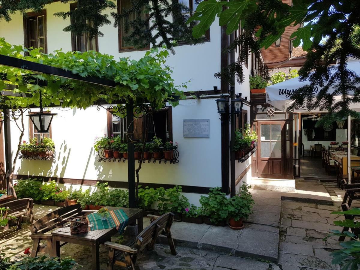 Hotel Minaliat Vek Shumen Esterno foto